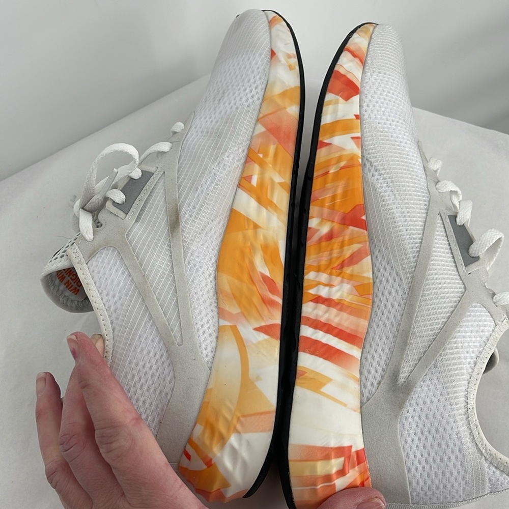Reebok Flashfilm 3.0 High Vis Orange size 10 White with Orange soles - Picture 8 of 9